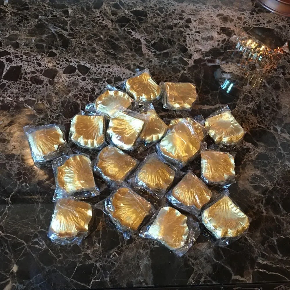 Gold Silk Scatter Rose Petals!